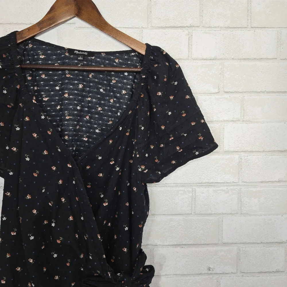 Madewell floral wrap around tie top - Picture 5 of 14